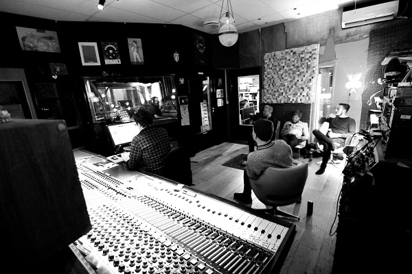 Tiebreaker Studio PR2