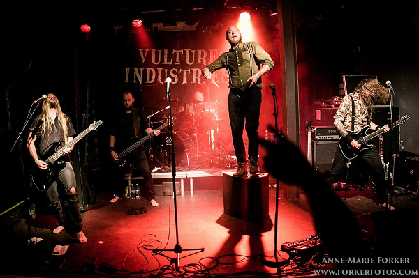 Vulture Industries PR