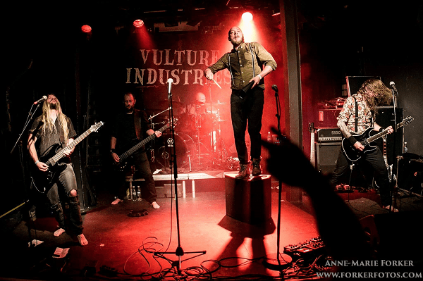 Vulture Industries PR