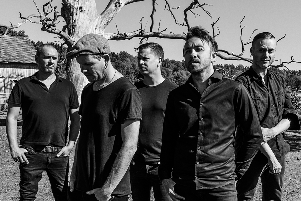 Presse Ljungblut 6 av Tom LundPR